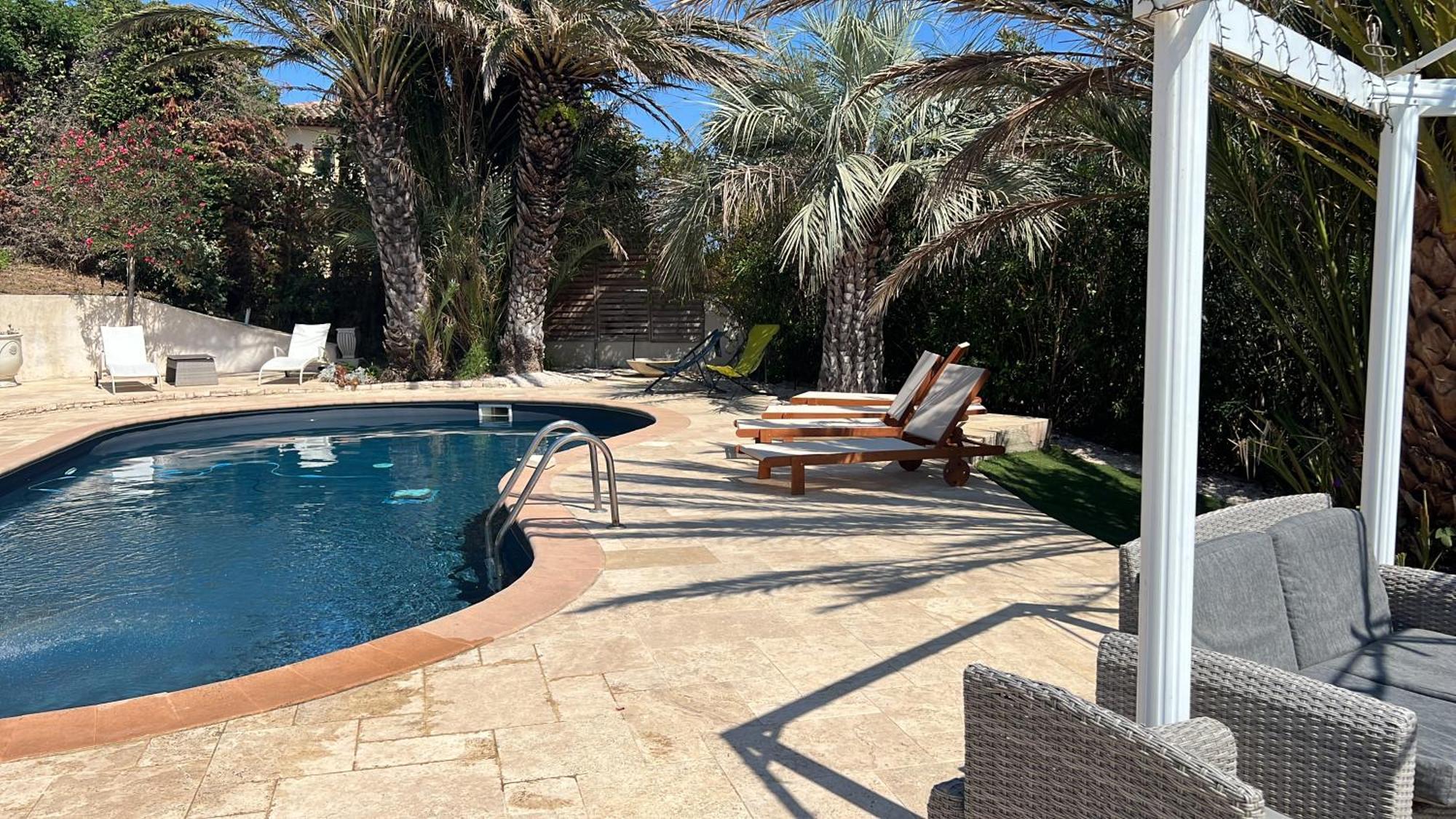 Bed and Breakfast L'Oasis-Les Issambres Exterior foto