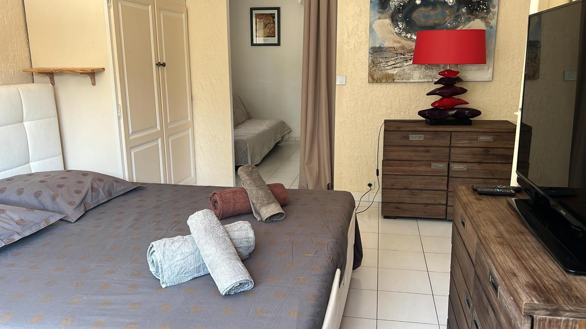 Bed and Breakfast L'Oasis-Les Issambres Exterior foto